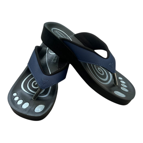 Aerowalk tåsplit sandal - marineblå