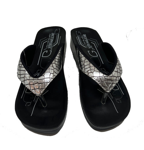 Aerowalk tåsplit sandal - sølv croco